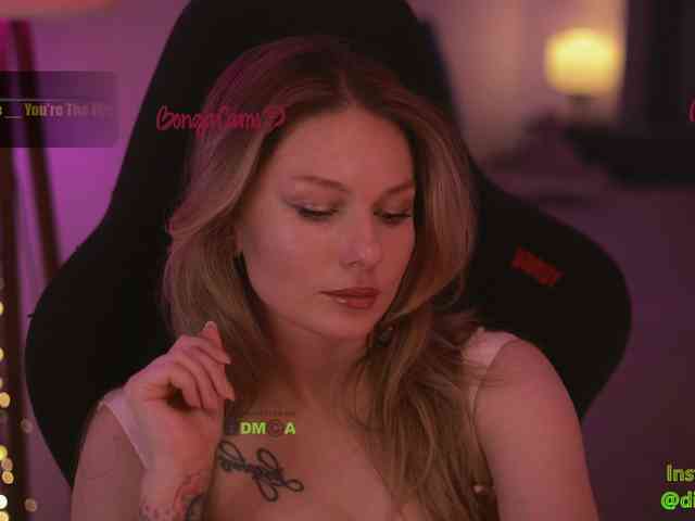 D_i_aM webcam
