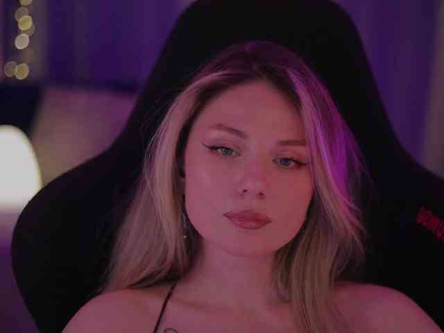 D_i_aM webcam