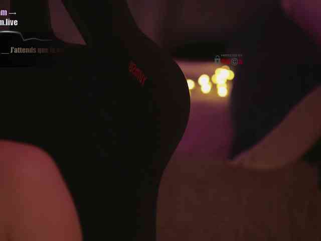 D_i_aM webcam