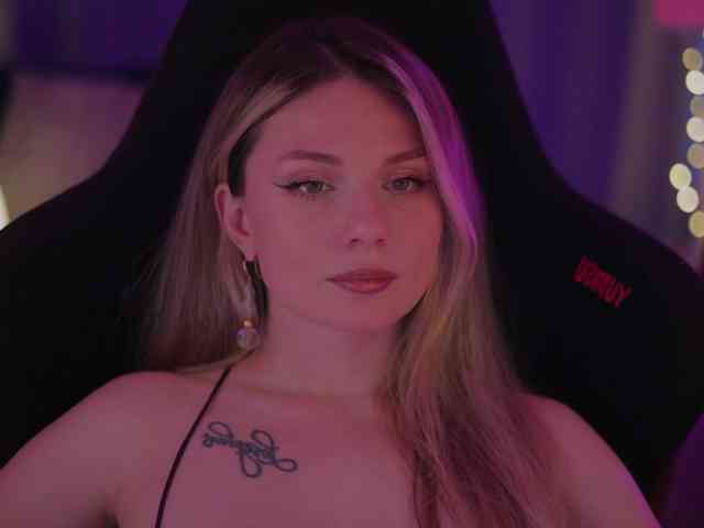 D_i_aM webcam