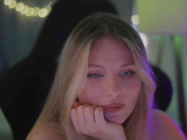 D_i_aM webcam