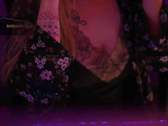 D_i_aM webcam