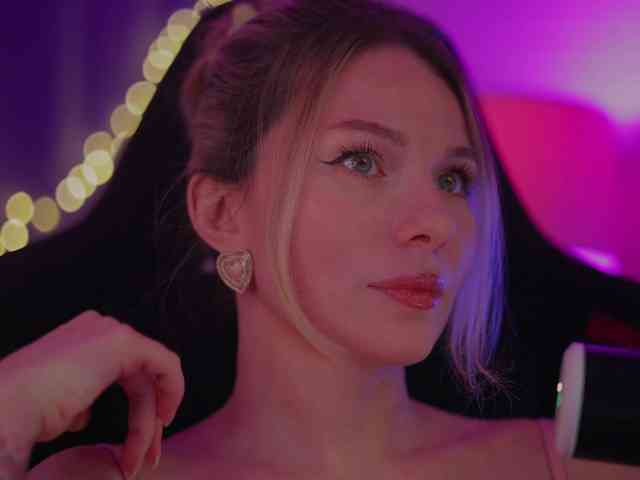 D_i_aM webcam