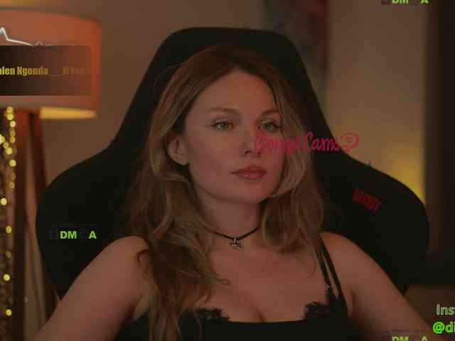 D_i_aM webcam