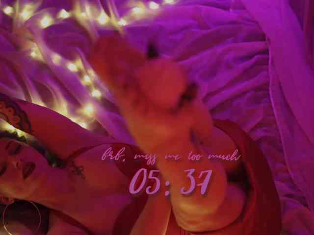 D_i_aM webcam