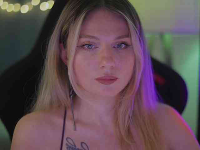 D_i_aM webcam