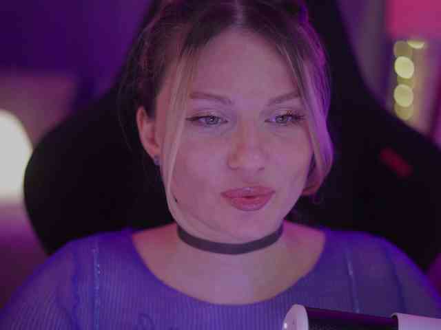 D_i_aM webcam
