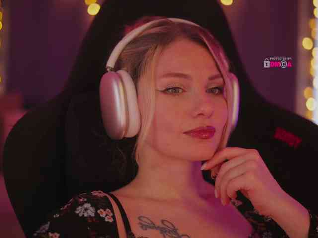 D_i_aM webcam