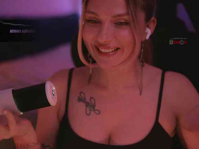 D_i_aM webcam