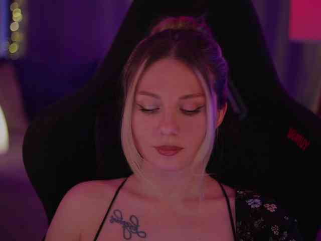 D_i_aM webcam