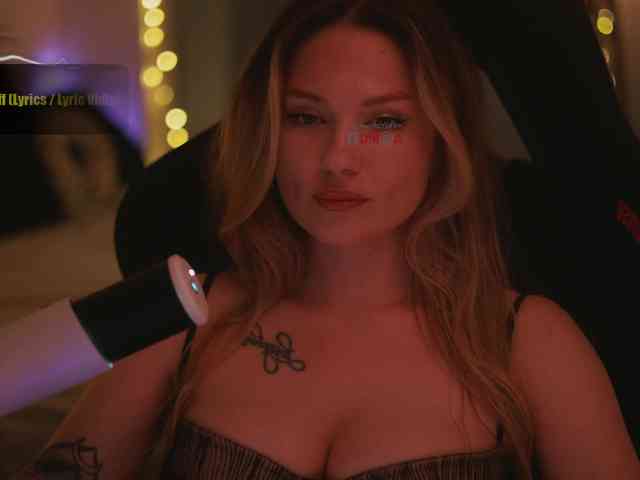D_i_aM webcam