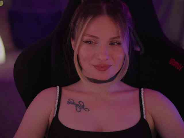D_i_aM webcam