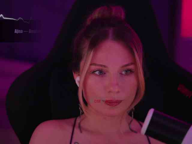 D_i_aM webcam