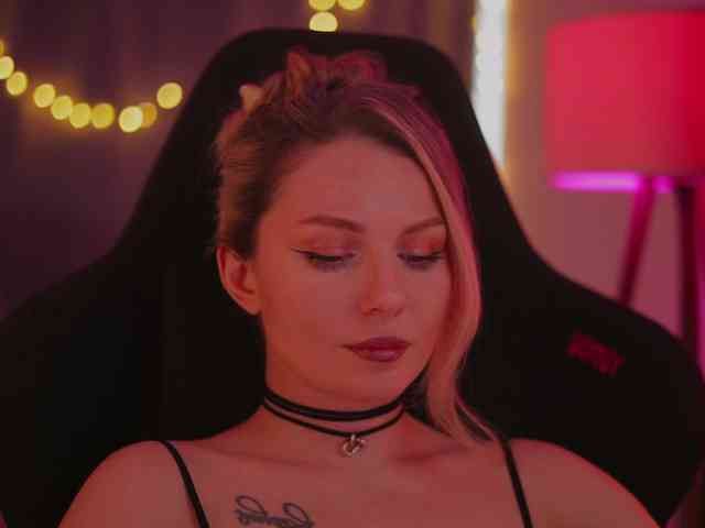 D_i_aM webcam