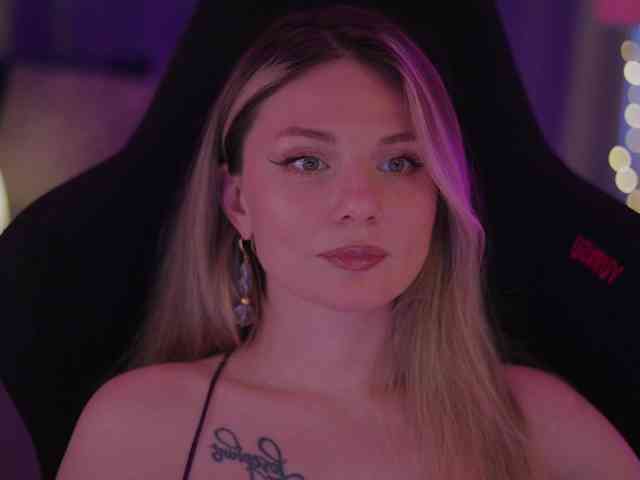 D_i_aM webcam