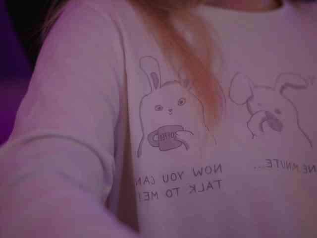 D_i_aM webcam