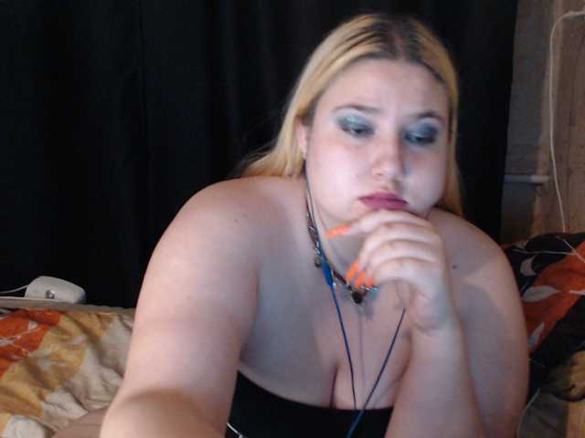 Boolochkaa live cam on BongaCams