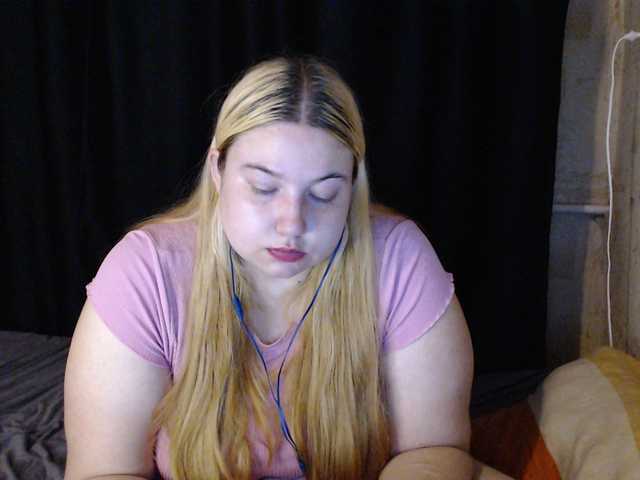 Boolochkaa live cam on BongaCams