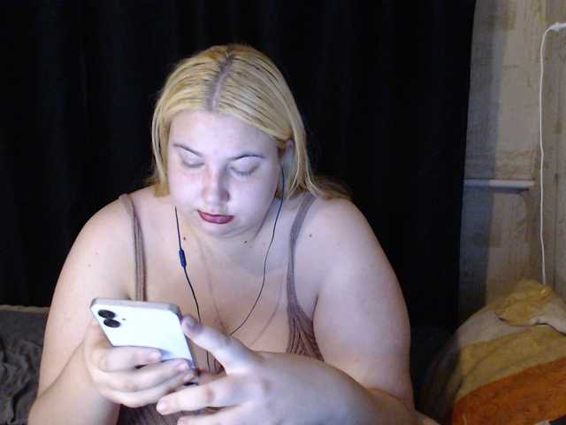 Boolochkaa live cam on BongaCams