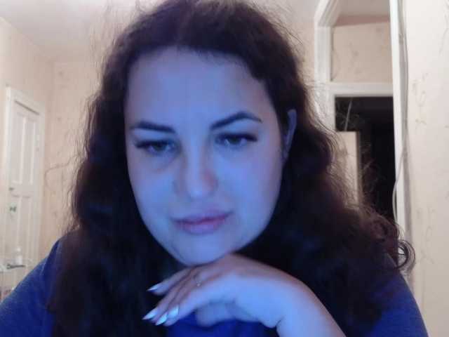 Vlada-13 live cam on BongaCams