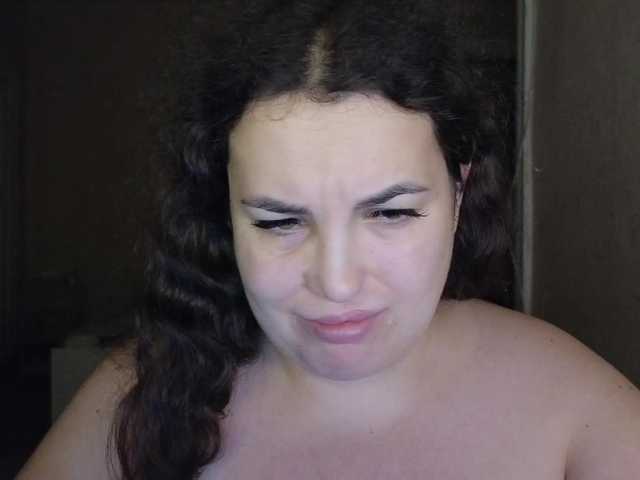 Vlada-13 live cam on BongaCams
