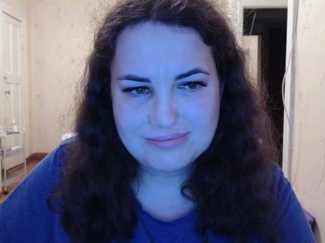 Vlada-13 live cam on BongaCams