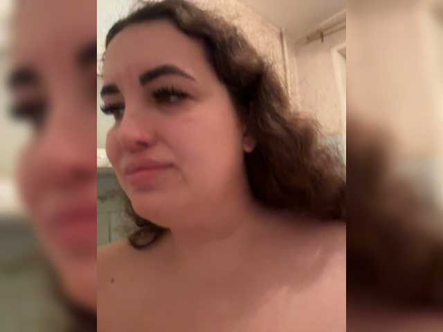 Vlada-13 live cam on BongaCams