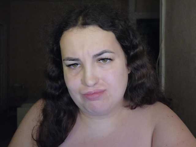 Vlada-13 live cam on BongaCams