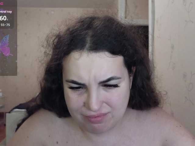 Vlada-13 live cam on BongaCams