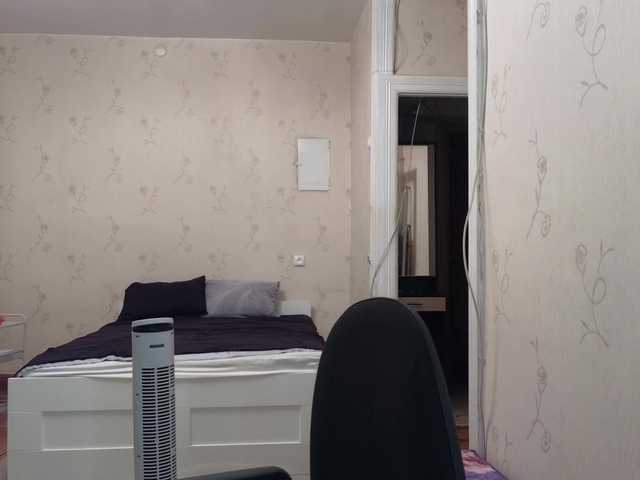 Vlada-13 live cam on BongaCams