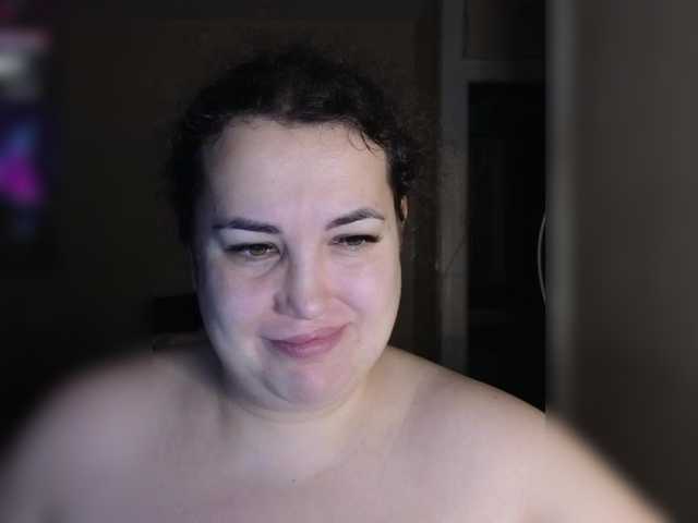 Vlada-13 live cam on BongaCams