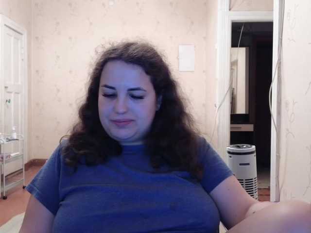 Vlada-13 live cam on BongaCams
