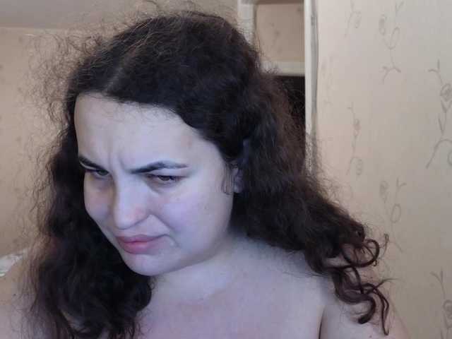 Vlada-13 live cam on BongaCams