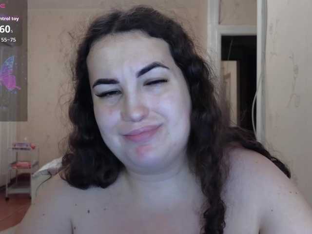 Vlada-13 live cam on BongaCams