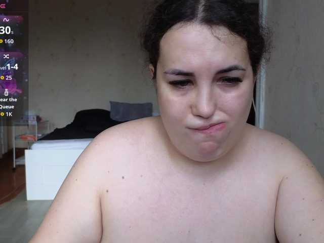 Vlada-13 live webcam show