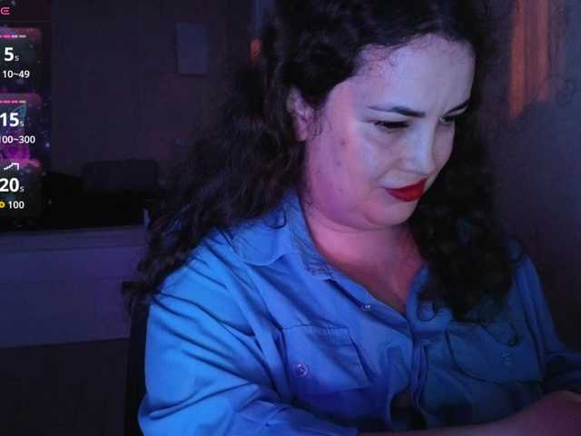 Vlada-13 live cam on BongaCams