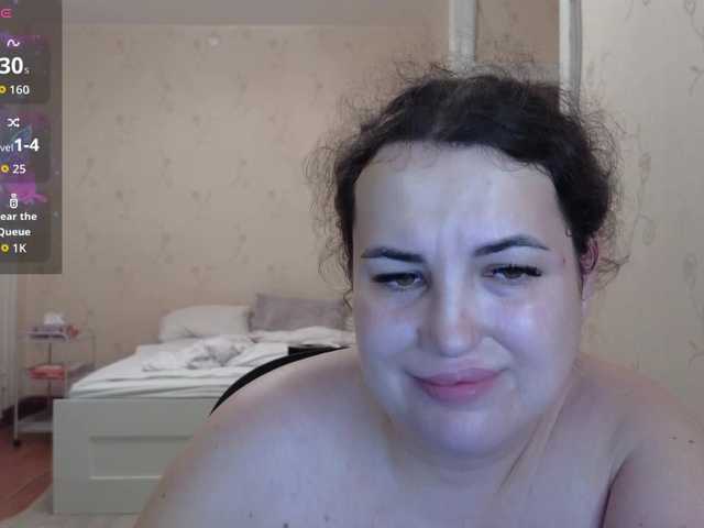 Vlada-13 live cam on BongaCams