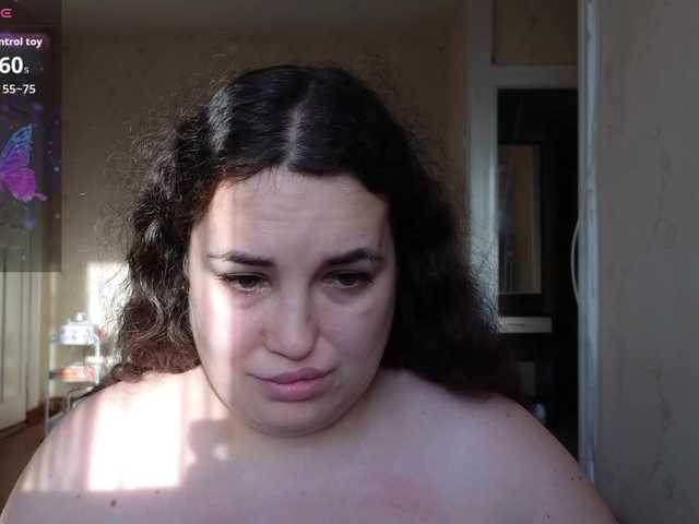 Vlada-13 live cam on BongaCams