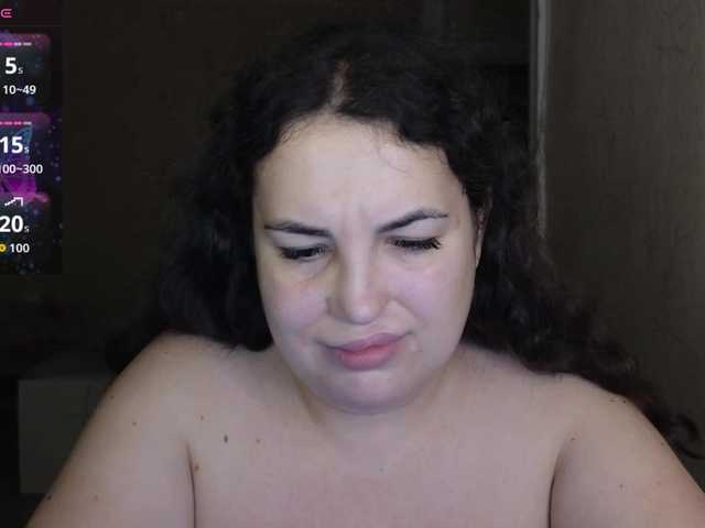 Vlada-13 live cam on BongaCams