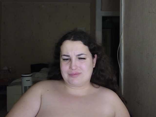 Vlada-13 live cam on BongaCams