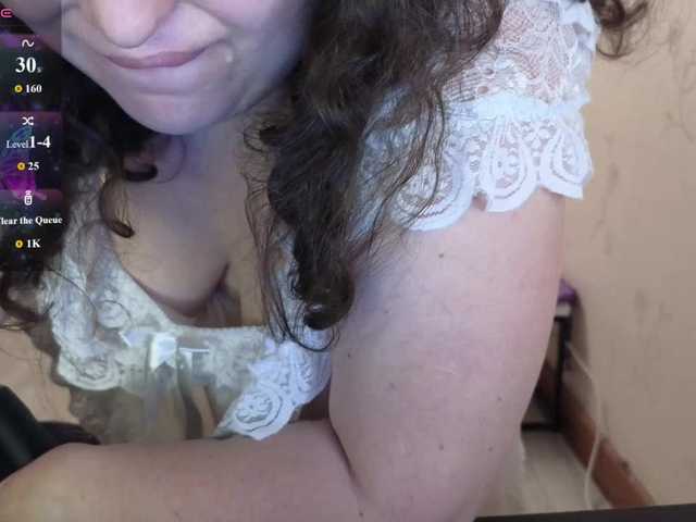Vlada-13 live cam on BongaCams