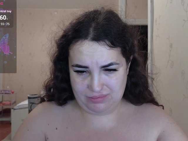 Vlada-13 live cam on BongaCams