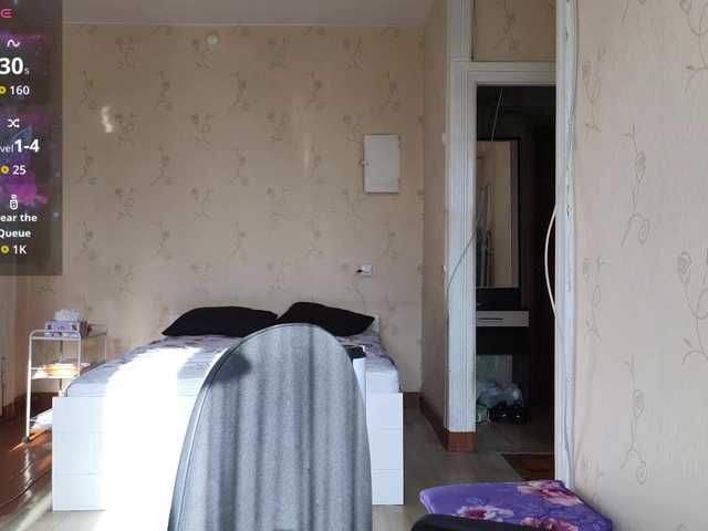 Vlada-13 live webcam show