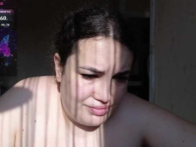 Vlada-13 live cam on BongaCams