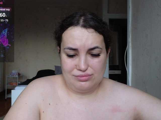 Vlada-13 live cam on BongaCams