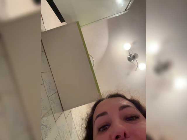 Vlada-13 live cam on BongaCams
