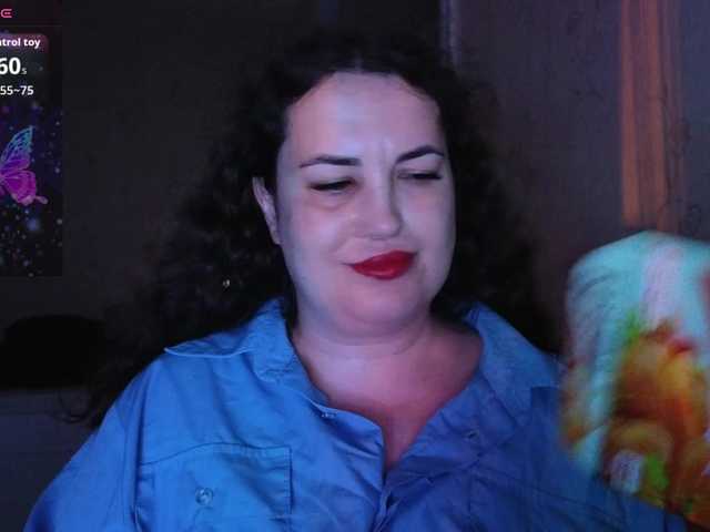 Vlada-13 live cam on BongaCams