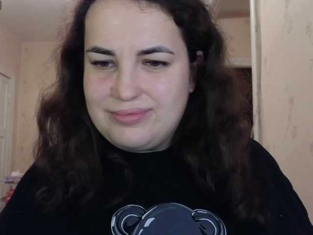 Vlada-13 live cam on BongaCams