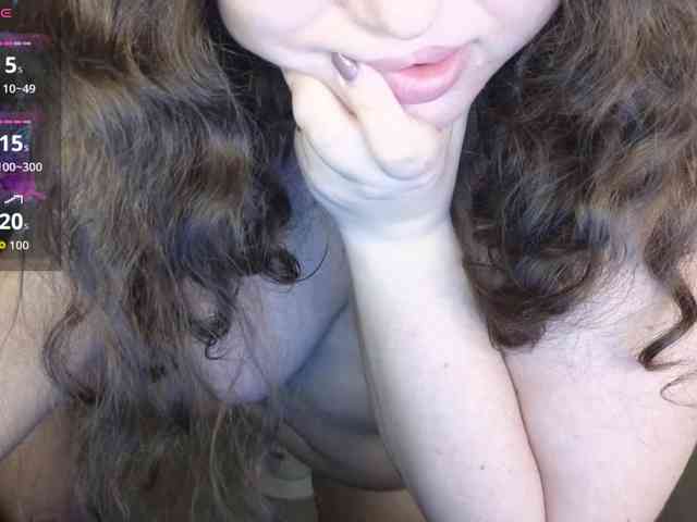 Vlada-13 Live Webcam on BongaCams