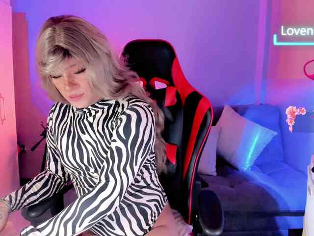 Ezraa1- Live Webcam on BongaCams